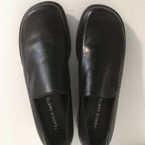 Black Leather Loafer (Women 7M) Like New